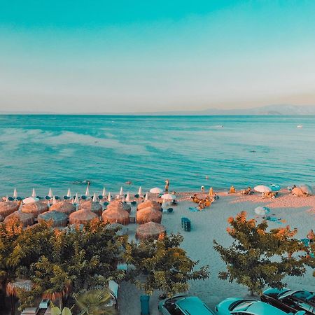 Aleksia Seaside Deluxe Apartment Pefkohóri Kültér fotó